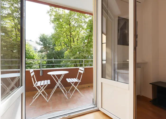 Irnerio- Washington Balcony Apartment